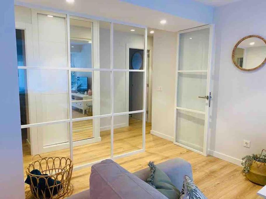 Apartamento A Estrenar En Centro Gijon. Fibra-Tv מראה חיצוני תמונה