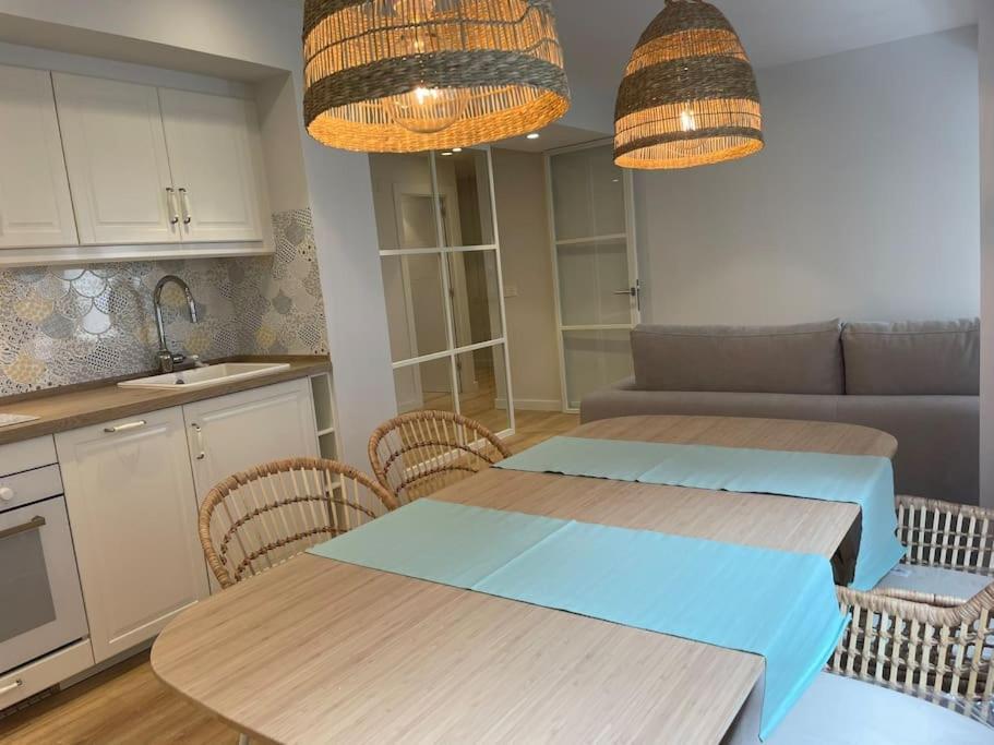 Apartamento A Estrenar En Centro Gijon. Fibra-Tv מראה חיצוני תמונה