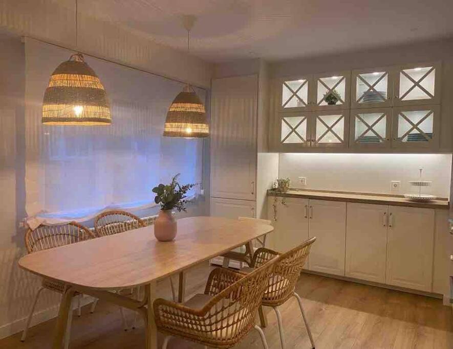 Apartamento A Estrenar En Centro Gijon. Fibra-Tv מראה חיצוני תמונה